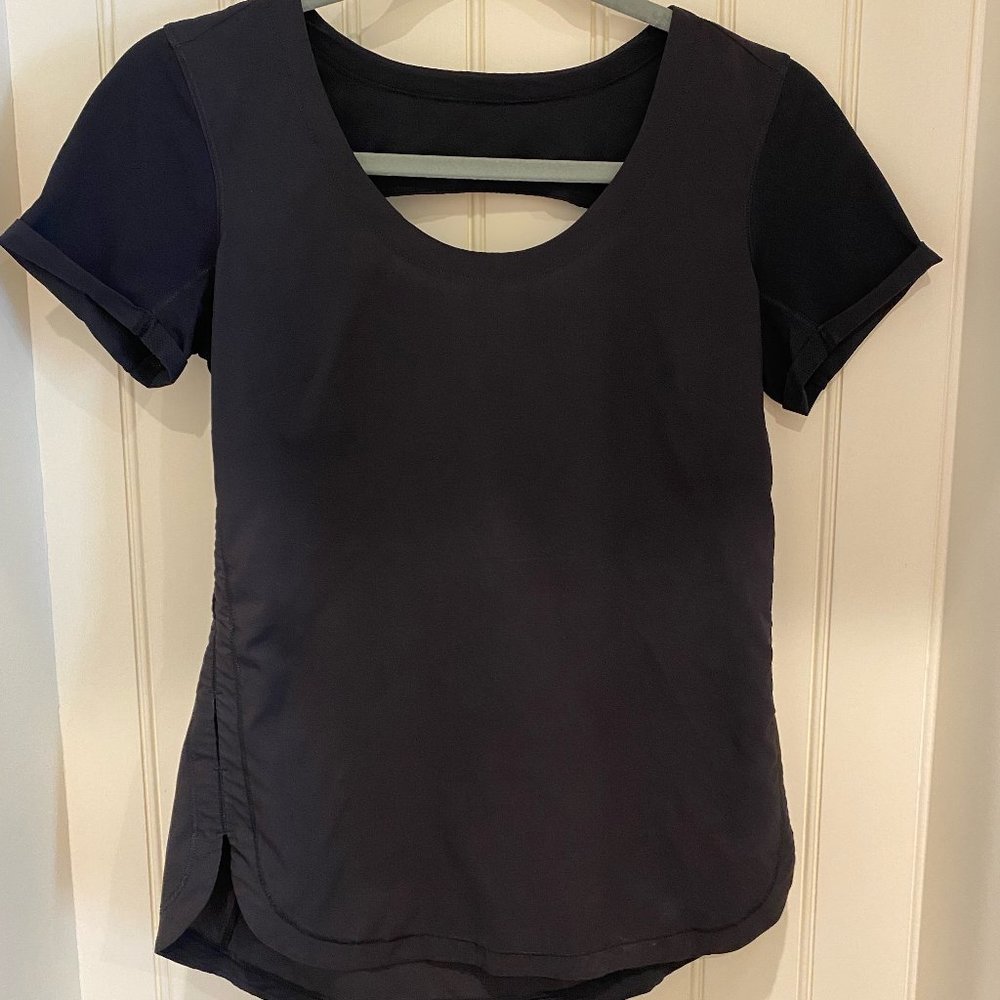 Black Lululemon Short Sleeve Shirt